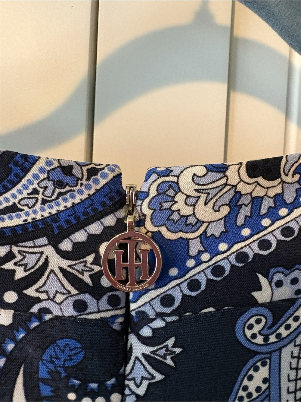 Tommy Hilfiger Navy and Light Blue Paisley Maxi Dress - Picture 4 of 4